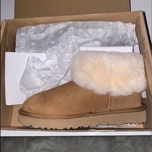 Ugg classic mini fluff ankle boots in chestnut
